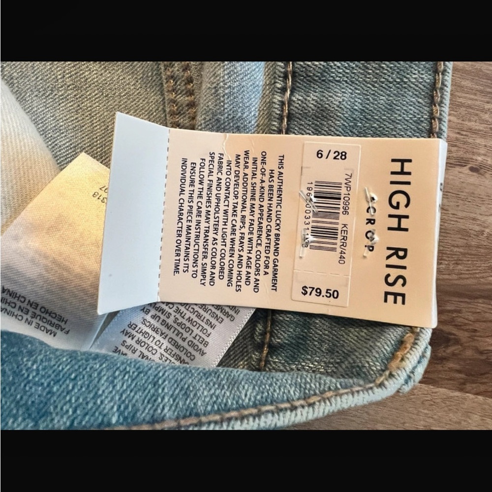 Lucky Brand Light Blue Skinny Jeans with Distressed Knee - Picture 6 of 7